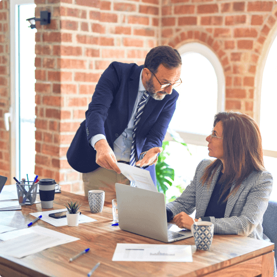 Dawn Finfluxor - Team von Kryptowährungsexperten